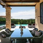 Amneris Holiday home