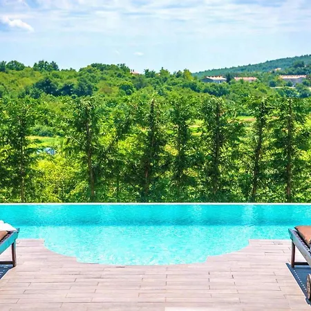 Amneris Labin (Istria)