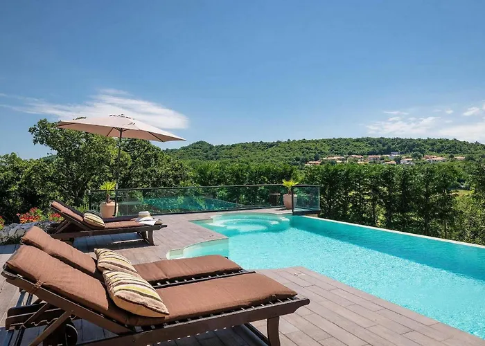 Semesterbostad Amneris