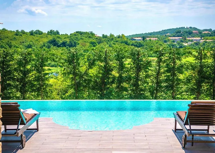 Amneris Labin (Istria)